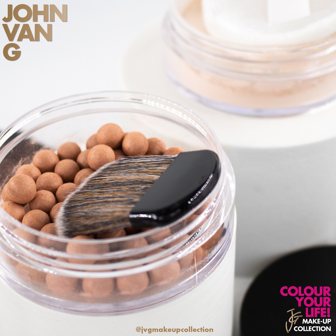 photo - John van G Make-up Collection